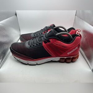 Reebok Dynamic Red and Black Sneakers men’s size 10.5